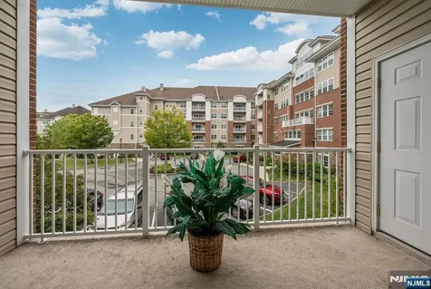 9116 Warrens Way Wanaque NJ 07465