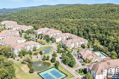 9116 Warrens Way Wanaque NJ 07465