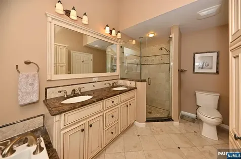 15 Drake Drive Hillsdale NJ 07642