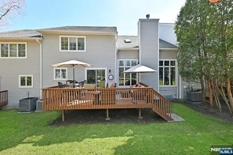 15 Drake Drive Hillsdale NJ 07642