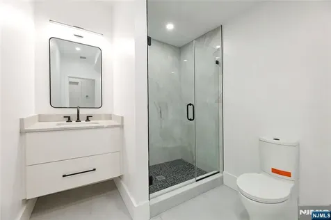 84 Depeyster Avenue Tenafly NJ 07670