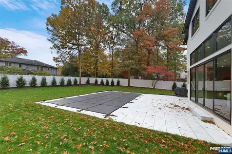 84 Depeyster Avenue Tenafly NJ 07670