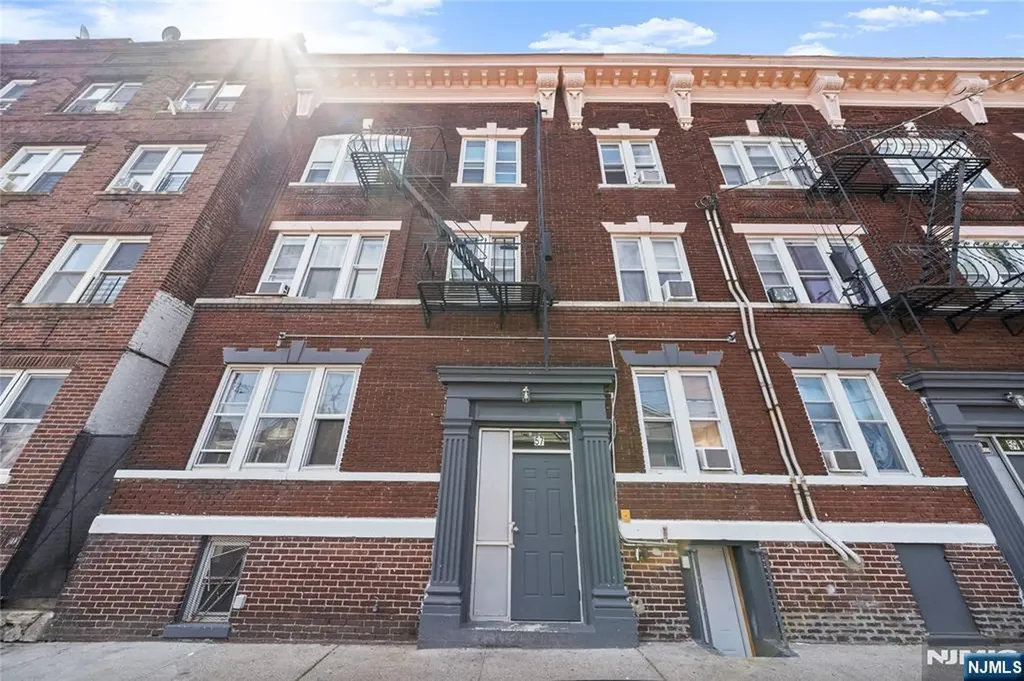 59 Henry Street Passaic NJ 07055