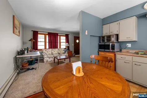 6 Jay Road Vernon NJ 07422