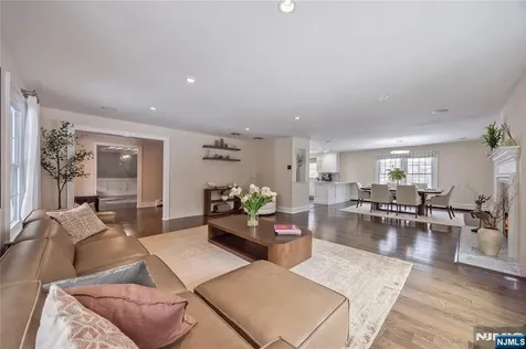 202 Chestnut Ridge Road Saddle River NJ 07458