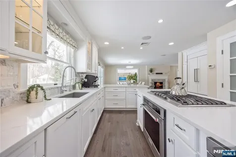 202 Chestnut Ridge Road Saddle River NJ 07458