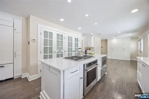 202 Chestnut Ridge Road Saddle River NJ 07458