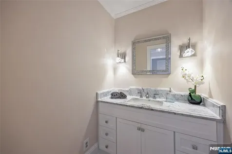 202 Chestnut Ridge Road Saddle River NJ 07458