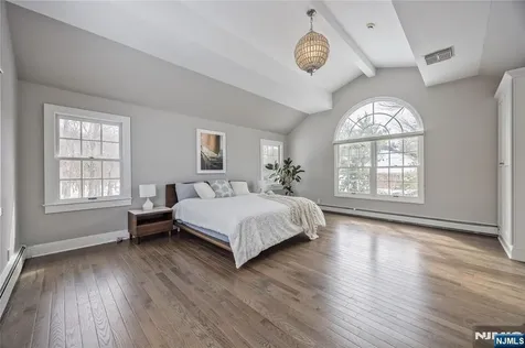 202 Chestnut Ridge Road Saddle River NJ 07458