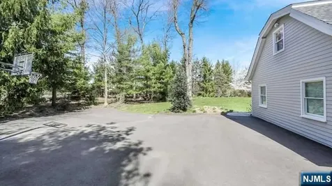 202 Chestnut Ridge Road Saddle River NJ 07458