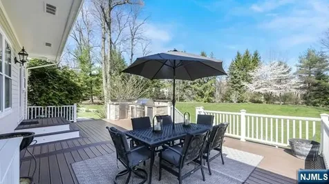 202 Chestnut Ridge Road Saddle River NJ 07458