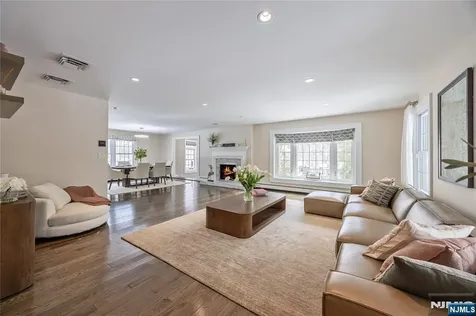 202 Chestnut Ridge Road Saddle River NJ 07458
