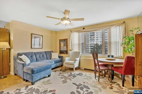 2000 Linwood Avenue Fort Lee NJ 07024