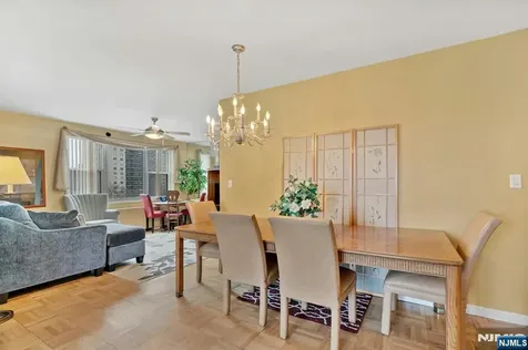 2000 Linwood Avenue Fort Lee NJ 07024