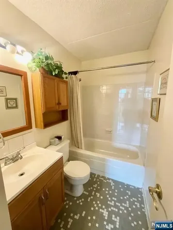 250 Gorge Road Cliffside Park NJ 07010