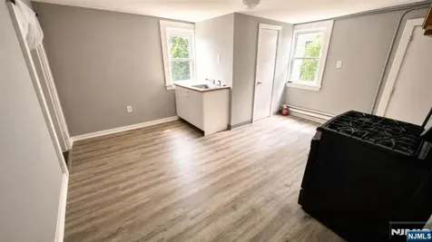 309 Hudson Street Hackensack NJ 07601
