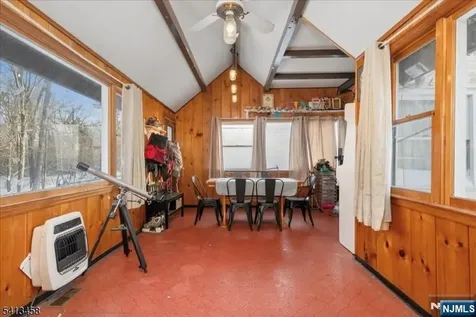 407 Diggles Place Vernon NJ 07422