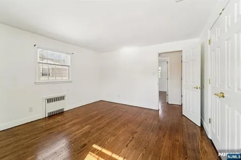 204 Pierron Street Northvale NJ 07647