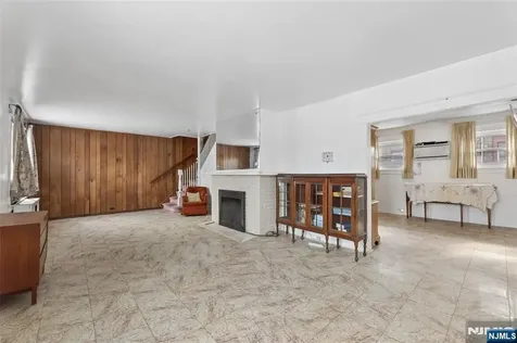 185 Park Avenue Passaic NJ 07055