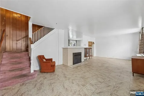 185 Park Avenue Passaic NJ 07055