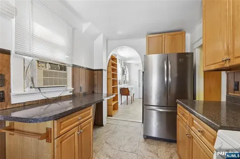 185 Park Avenue Passaic NJ 07055