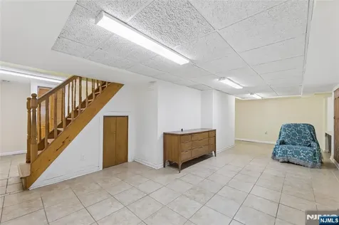 185 Park Avenue Passaic NJ 07055
