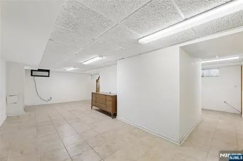 185 Park Avenue Passaic NJ 07055