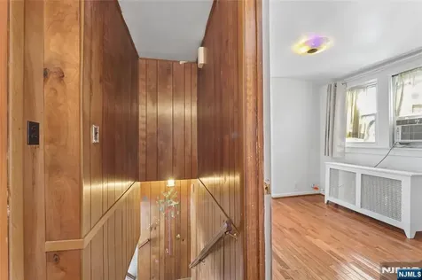 185 Park Avenue Passaic NJ 07055