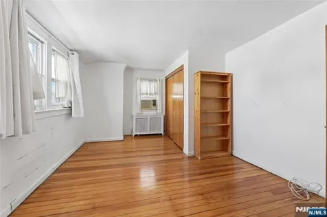 185 Park Avenue Passaic NJ 07055