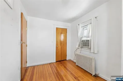 185 Park Avenue Passaic NJ 07055