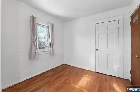 185 Park Avenue Passaic NJ 07055