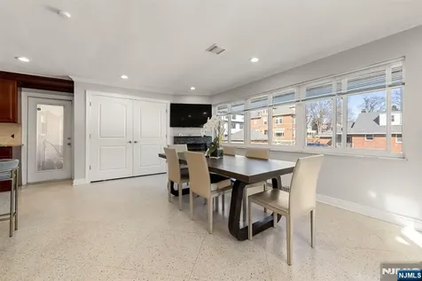 1070 Cumbermeade Road Fort Lee NJ 07024