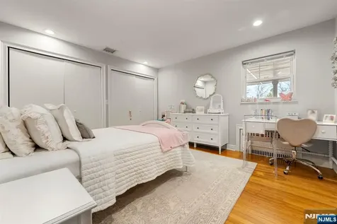 1070 Cumbermeade Road Fort Lee NJ 07024
