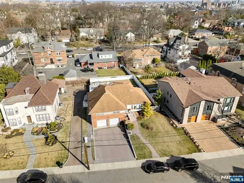 1070 Cumbermeade Road Fort Lee NJ 07024