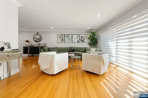 1070 Cumbermeade Road Fort Lee NJ 07024