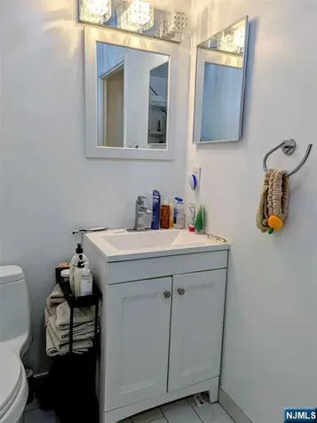 333 Grand Avenue Palisades Park NJ 07650