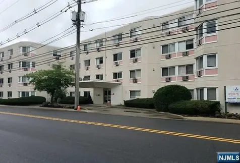333 Grand Avenue Palisades Park NJ 07650
