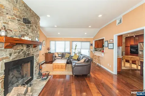 312 Cupsaw Drive Ringwood NJ 07456