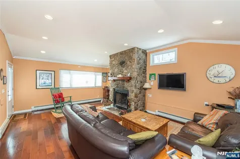 312 Cupsaw Drive Ringwood NJ 07456