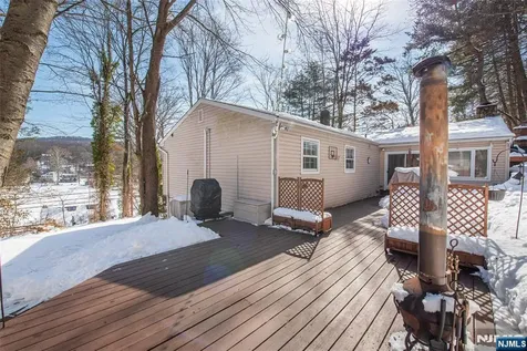 312 Cupsaw Drive Ringwood NJ 07456