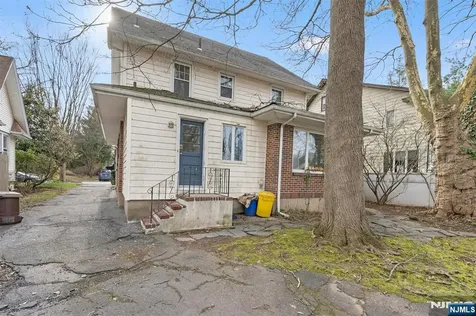 1342 Pennington Road Teaneck NJ 07666