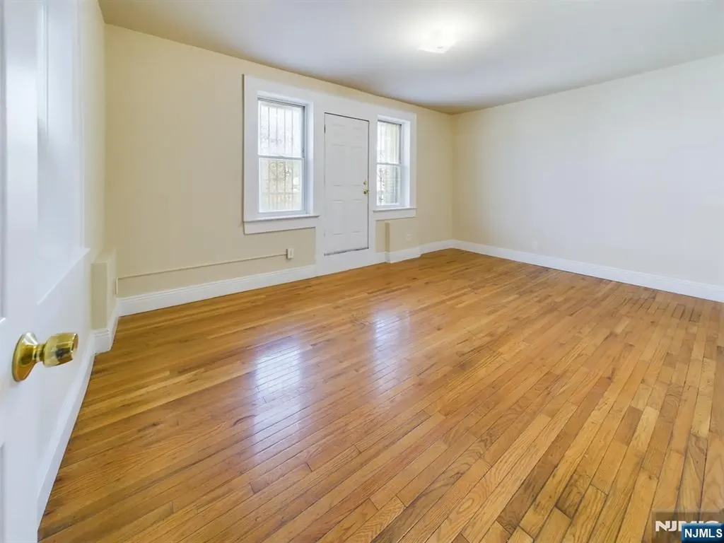 413-15 Dodd Street East Orange NJ 07017