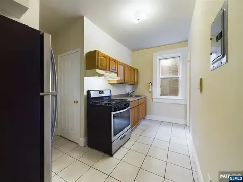 413-15 Dodd Street East Orange NJ 07017