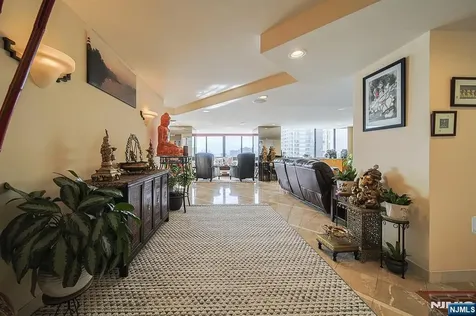 200 Old Palisade Road Fort Lee NJ 07024