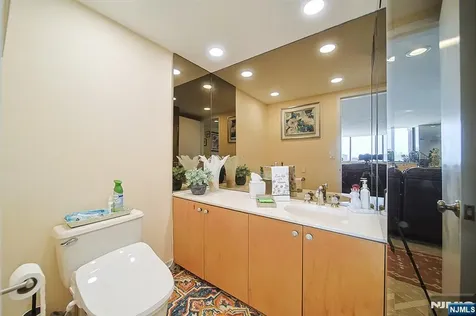 200 Old Palisade Road Fort Lee NJ 07024