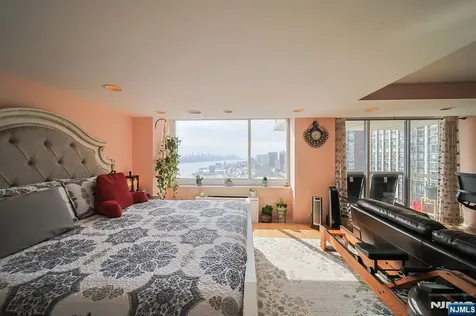 200 Old Palisade Road Fort Lee NJ 07024
