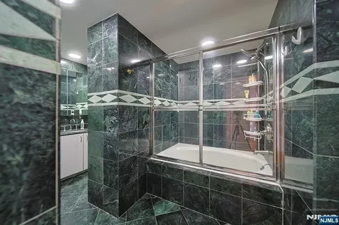 200 Old Palisade Road Fort Lee NJ 07024