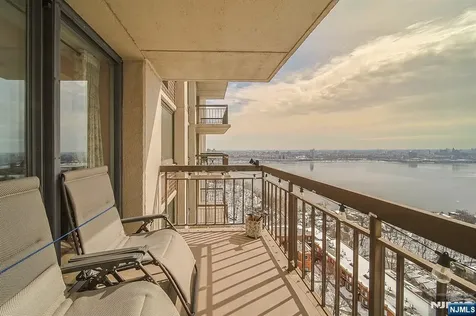 200 Old Palisade Road Fort Lee NJ 07024