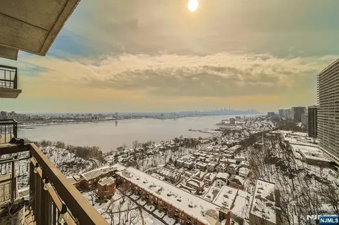 200 Old Palisade Road Fort Lee NJ 07024