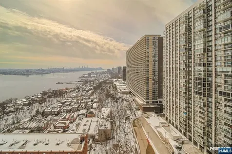 200 Old Palisade Road Fort Lee NJ 07024